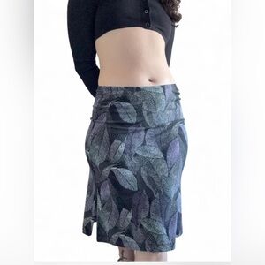 BCBGMaxAzria Leaf Patterned Midi Skirt